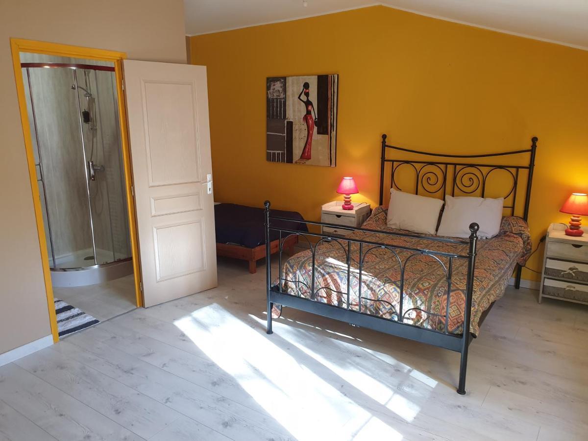 Chambre D'Hote De L'Elevage Du Lattay Les Hauts-d'Anjou Bagian luar foto